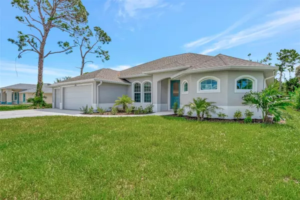 Rotonda West, FL 33947,225 BROADMOOR LN