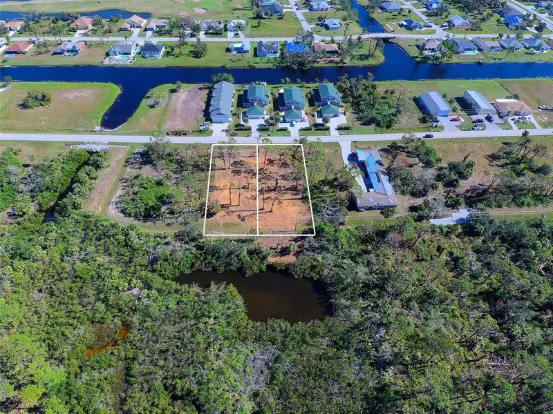 225 + 227 BOUNDARY BLVD, Rotonda West, FL 33947