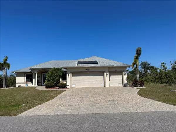 Port Charlotte, FL 33981,15763 APPLEWHITE CIR