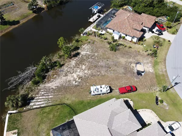 Port Charlotte, FL 33981,15644 AUTRY CIR