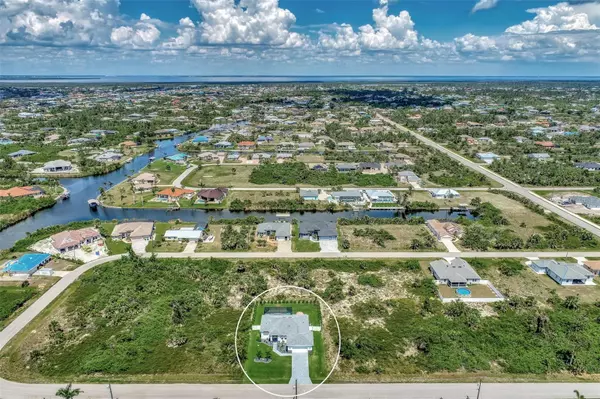 Port Charlotte, FL 33981,9317 MIAMI CIR