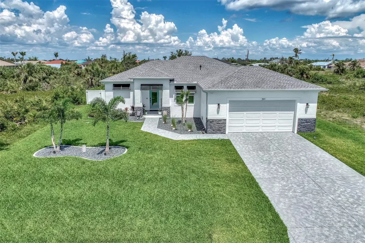 Port Charlotte, FL 33981,9317 MIAMI CIR