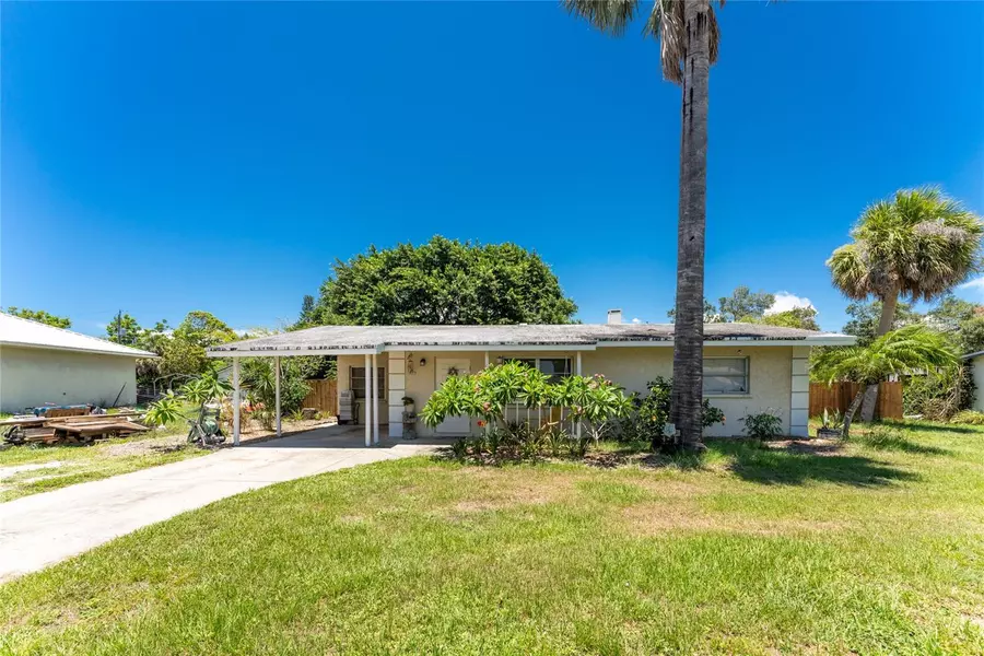 921 MYRTLE AVE, Venice, FL 34285