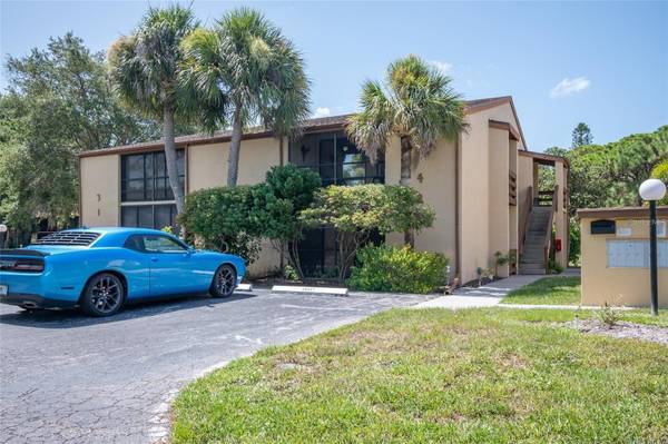 17 QUAILS RUN BLVD #2,  Englewood,  FL 34223