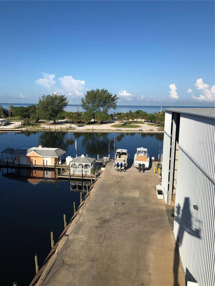 Nokomis, FL 34275,100 CIRCUIT RD #S-80