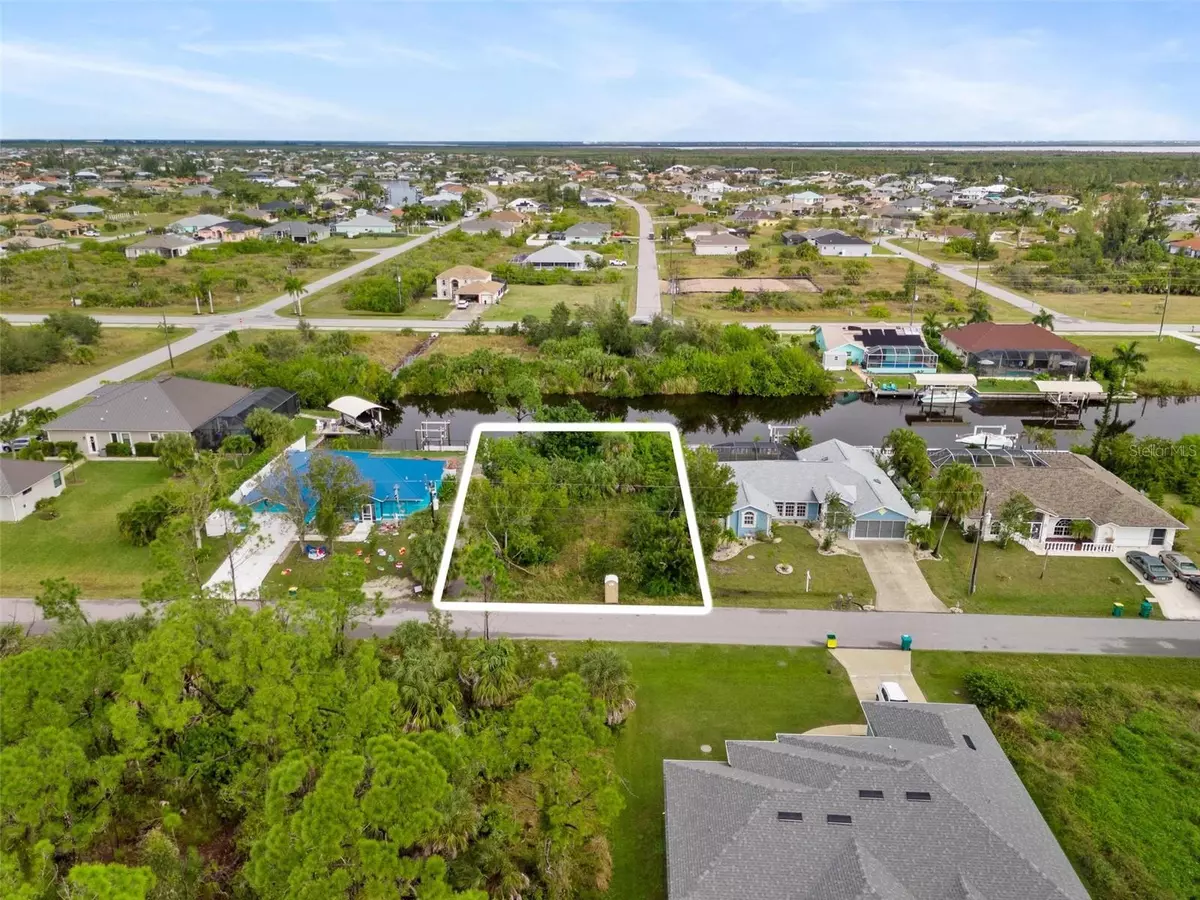 Port Charlotte, FL 33981,15372 ALSACE CIR