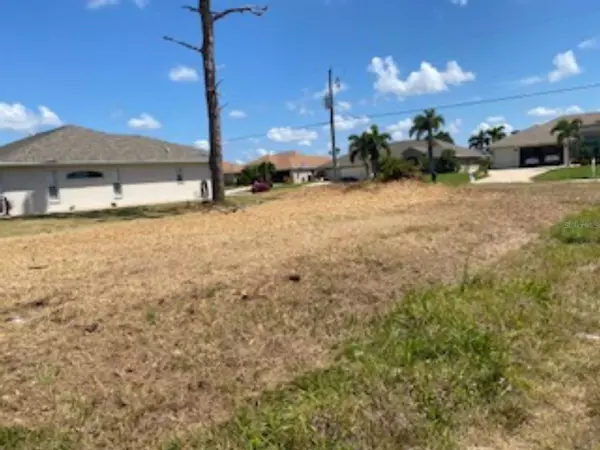 Rotonda West, FL 33947,247 WHITE MARSH LN