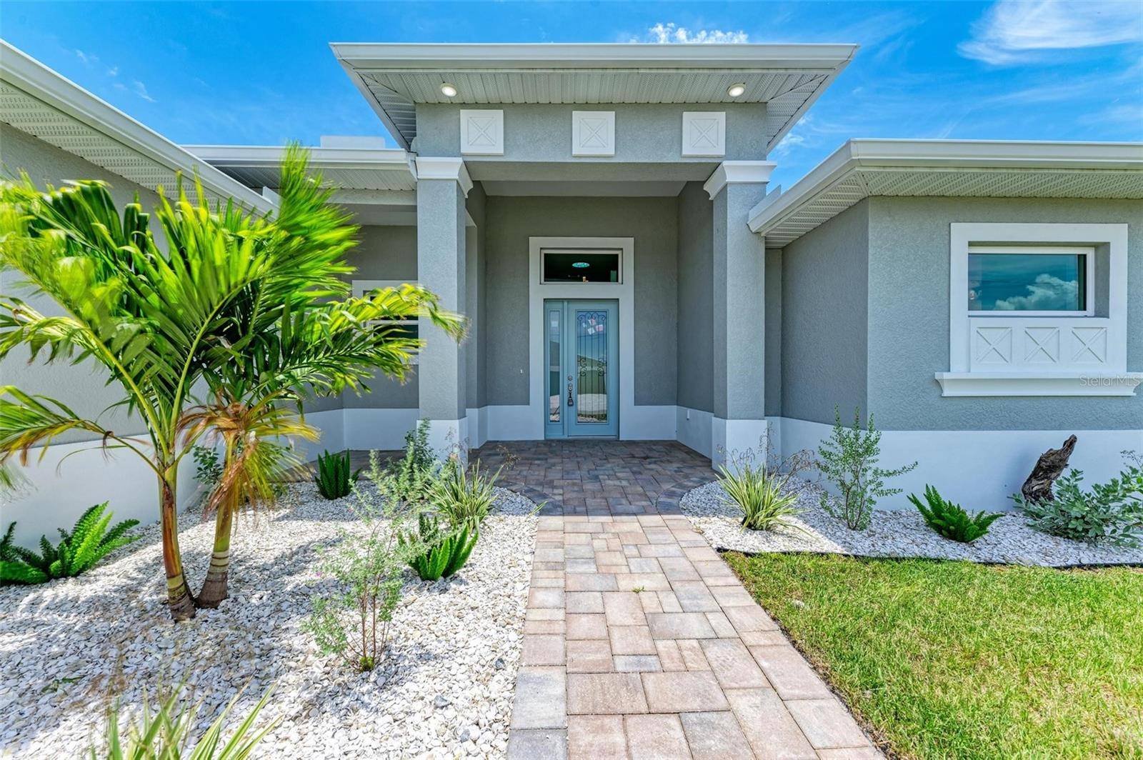 9293 PANAMA CIR, Port Charlotte, FL 33981