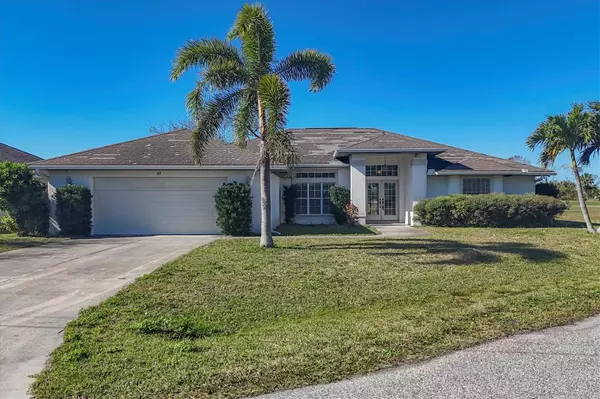 27 CLUBHOUSE PL, Rotonda West, FL 33947