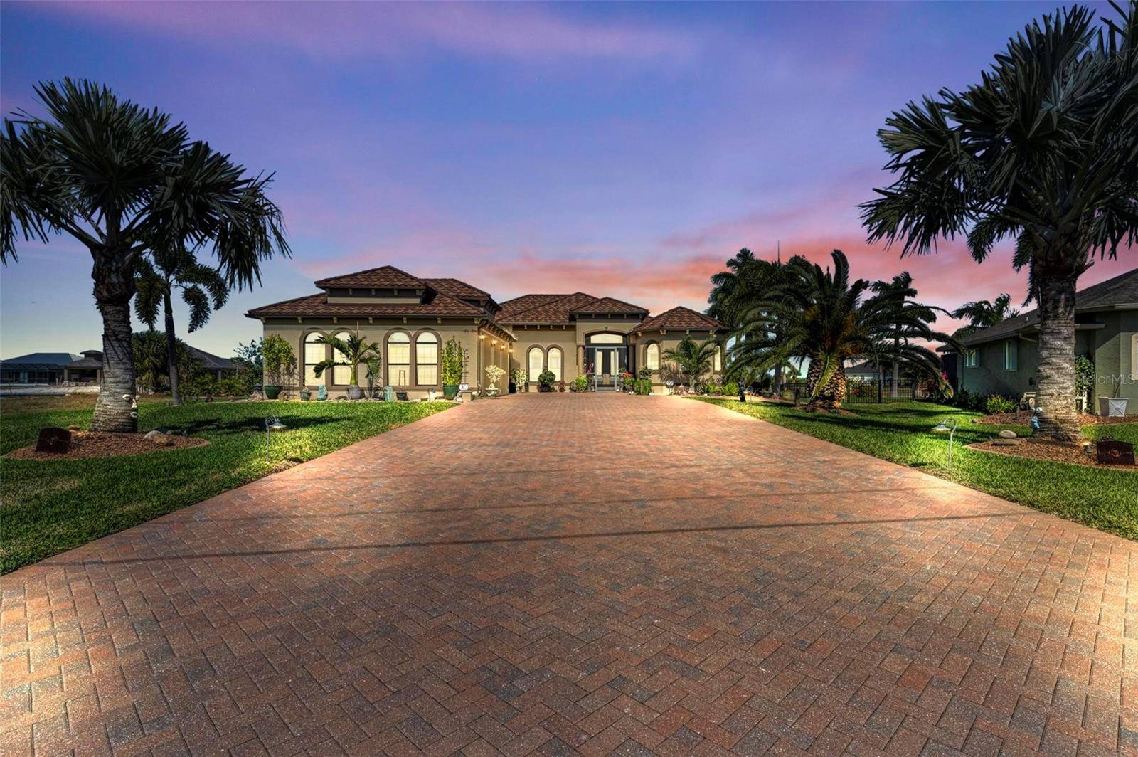 8170 ARLEWOOD CIR, Port Charlotte, FL 33981