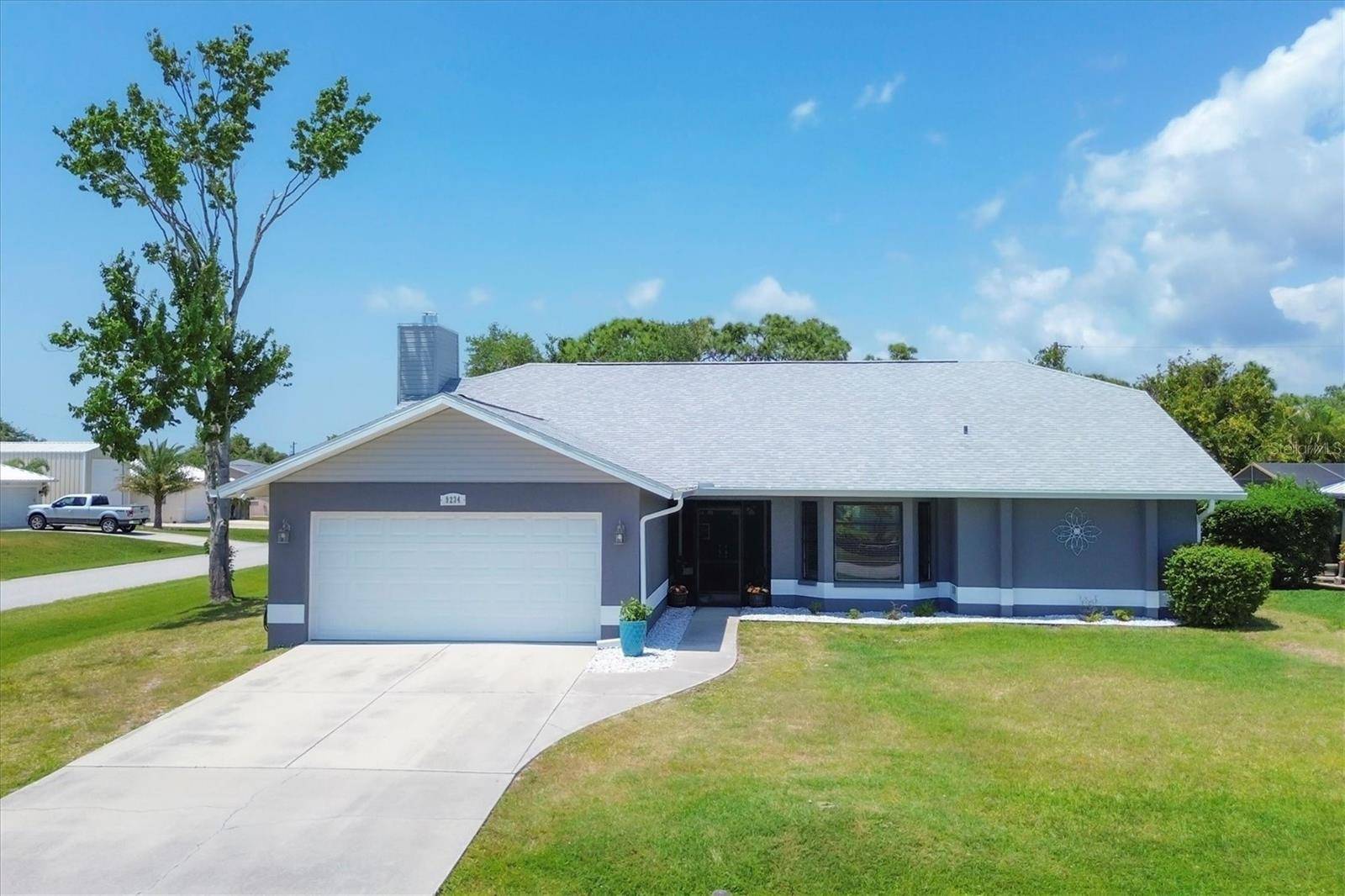 9234 CARNATION AVE, Englewood, FL 34224