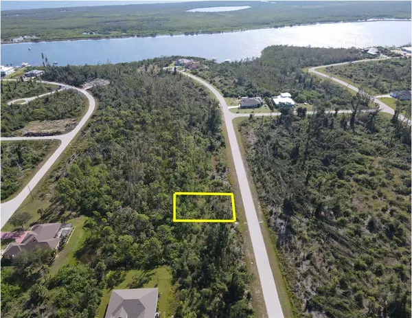 Port Charlotte, FL 33981,16042 LANKFORD CT