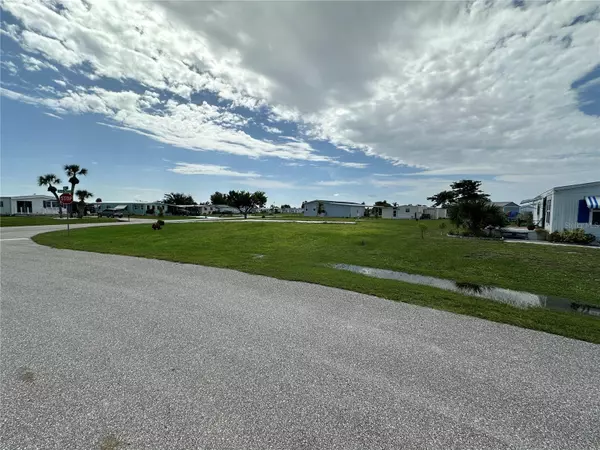 Englewood, FL 34224,1444 BLUE HERON DR