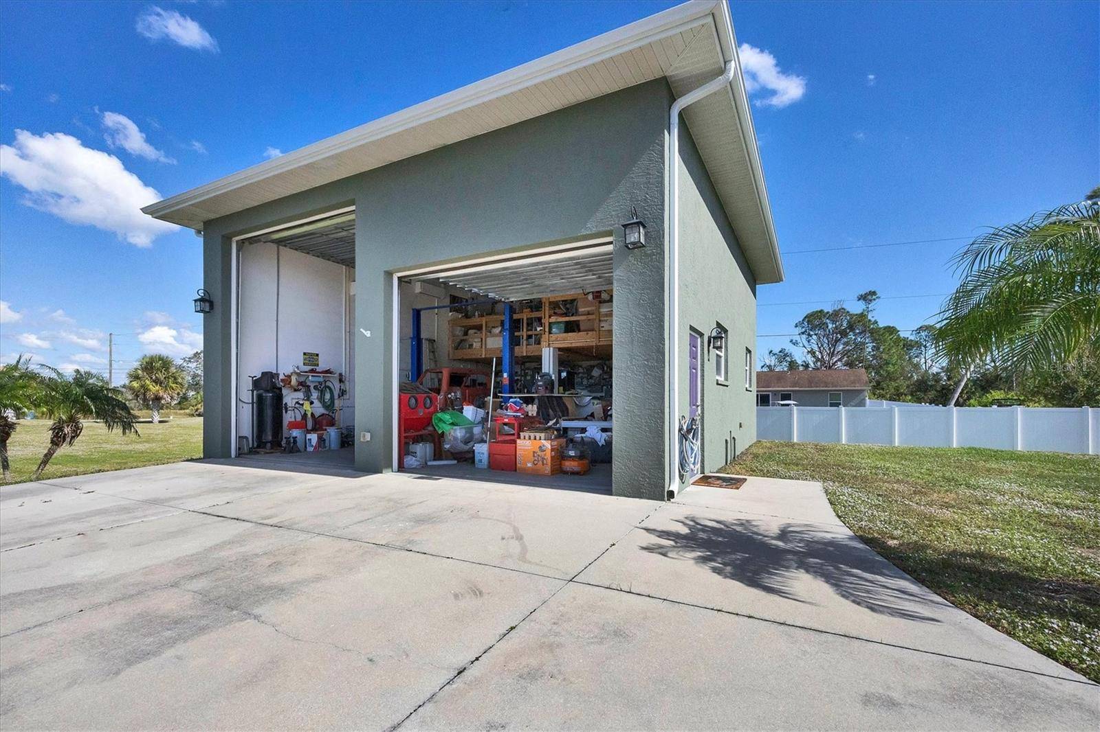 Englewood, FL 34224,7168 LIGHTHOUSE ST