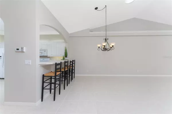 Venice, FL 34293,925 TARTAN DR #33