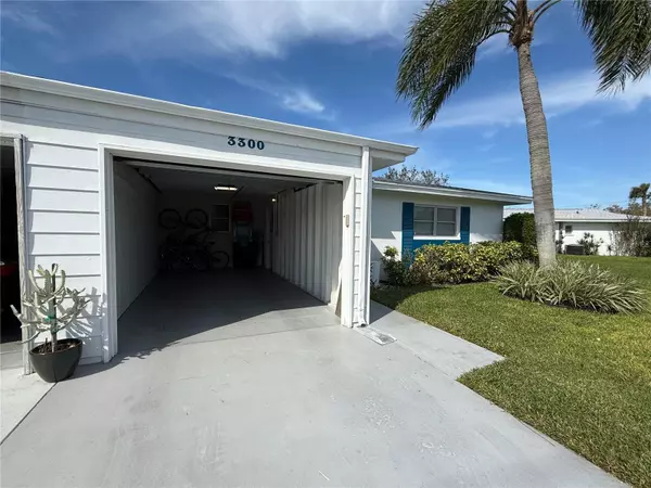 Sarasota, FL 34231,3300 WESTFORD LN #116