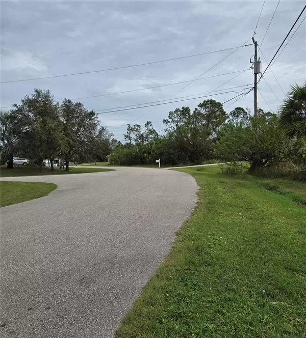 North Port, FL 34288,3065 WENONA DR