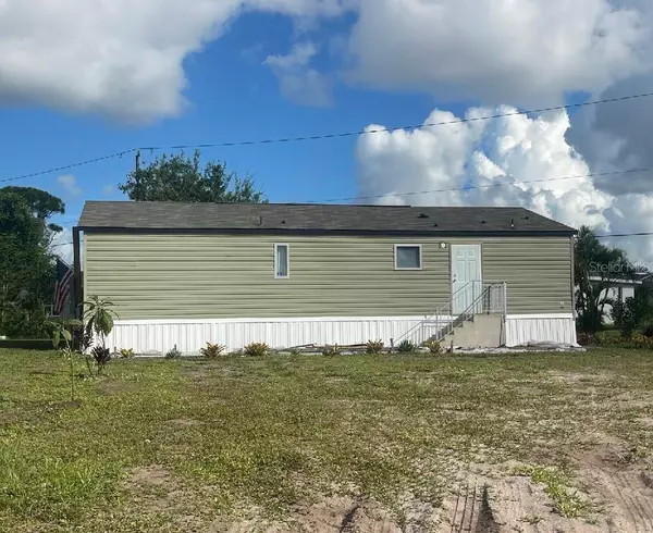 Englewood, FL 34224,9066 PINEHAVEN WAY
