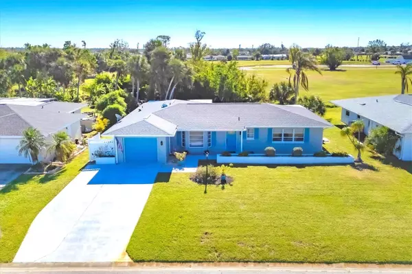 Rotonda West, FL 33947,16 GOLFVIEW CT