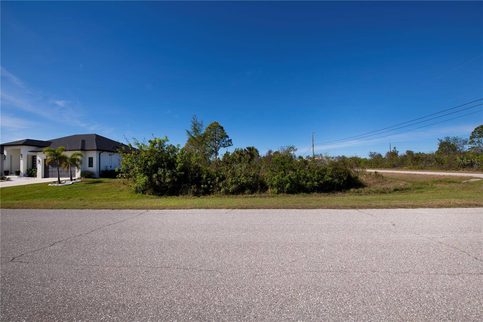 Port Charlotte, FL 33981,9501 SUNDANCE ST