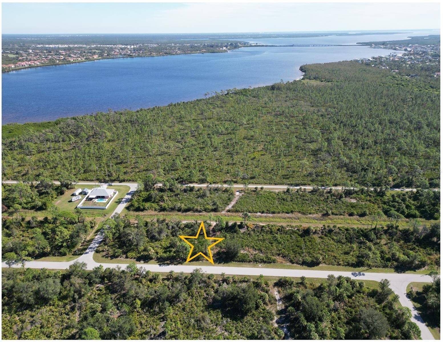Port Charlotte, FL 33981,4372 SCHNEIDER ST