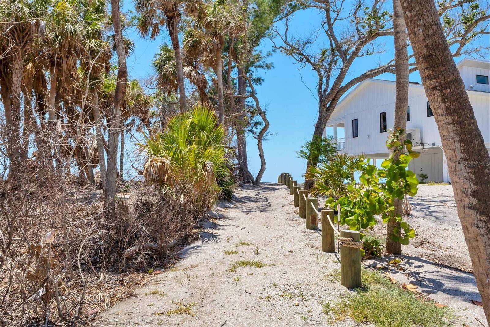 Englewood, FL 34223,7475 MANASOTA KEY RD