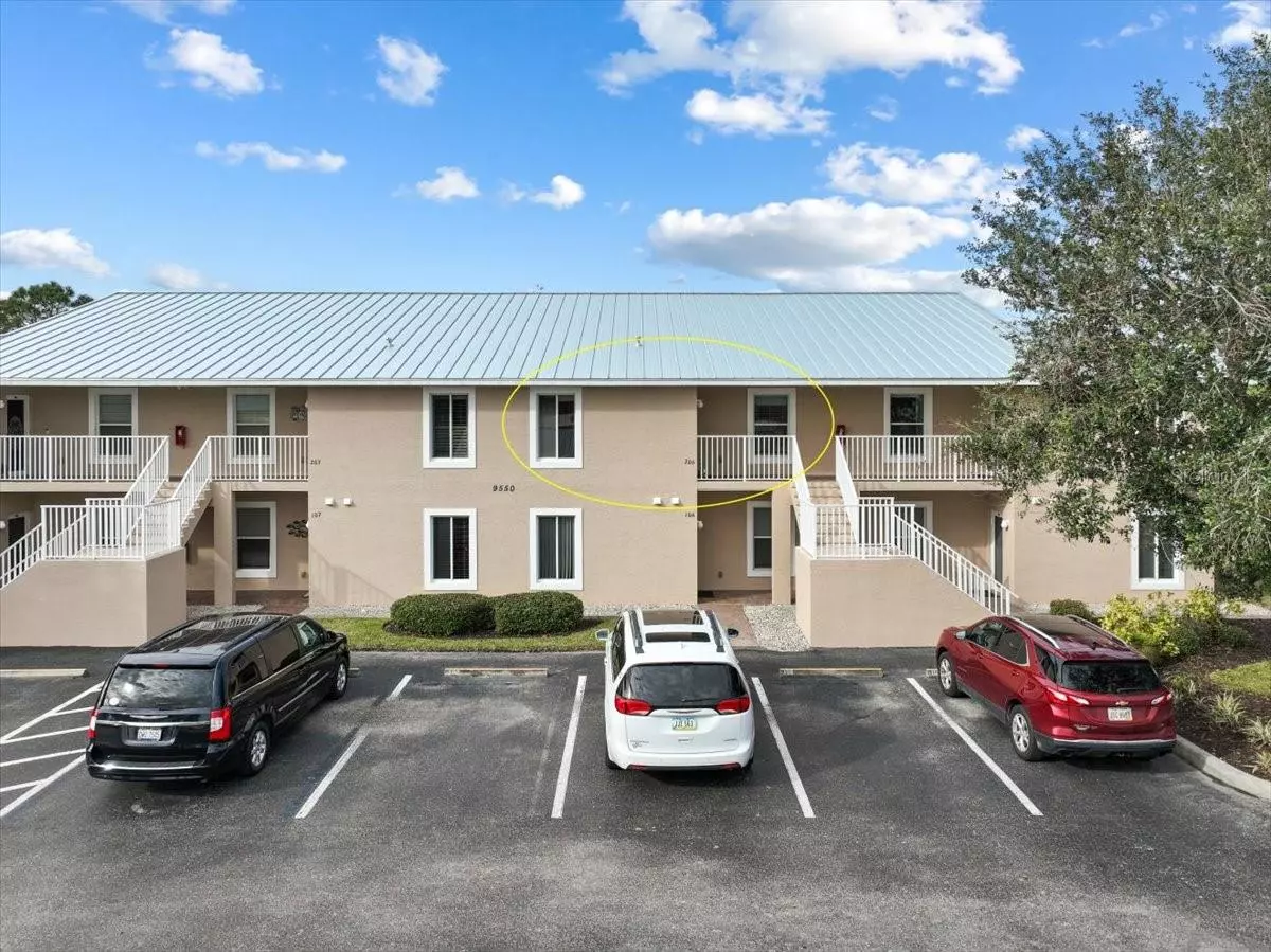 Rotonda West, FL 33947,9550 FIDDLERS GREEN CIR #206