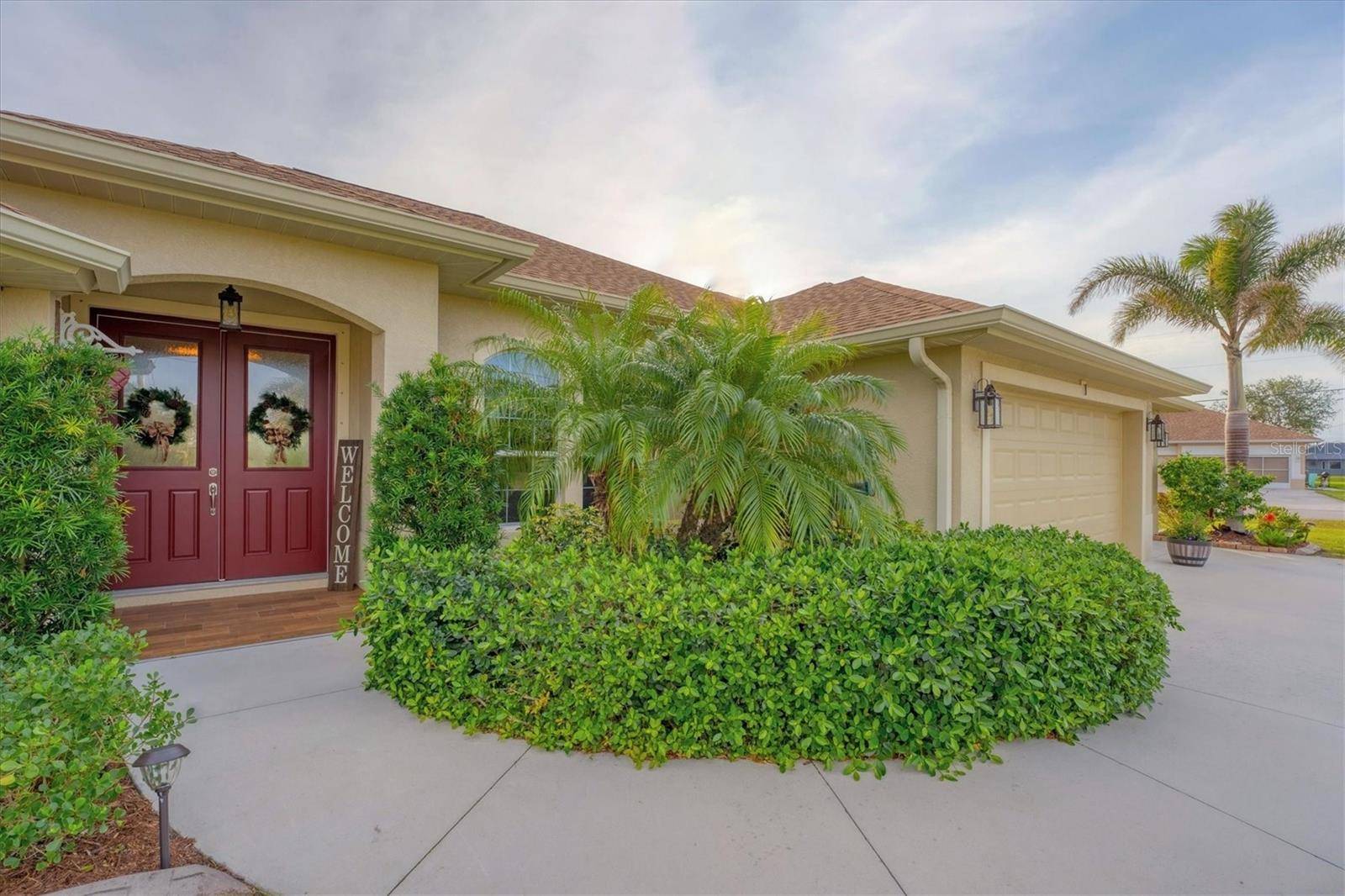 Rotonda West, FL 33947,1 SPORTSMAN TER