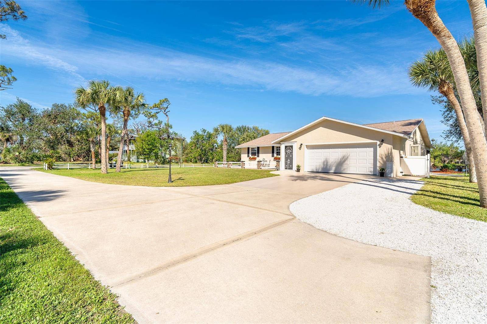 Englewood, FL 34223,891 HARMONY LN