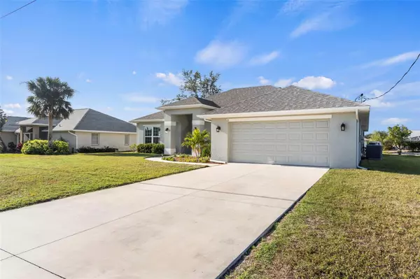 Rotonda West, FL 33947,23 FAIRWAY RD