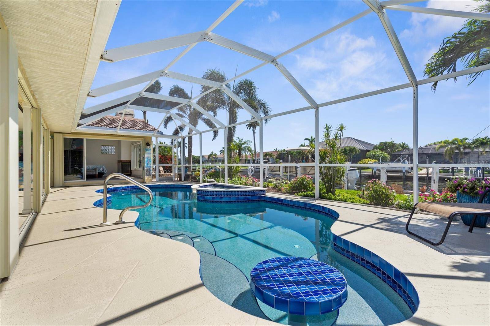 Punta Gorda, FL 33950,2160 PALM TREE DR