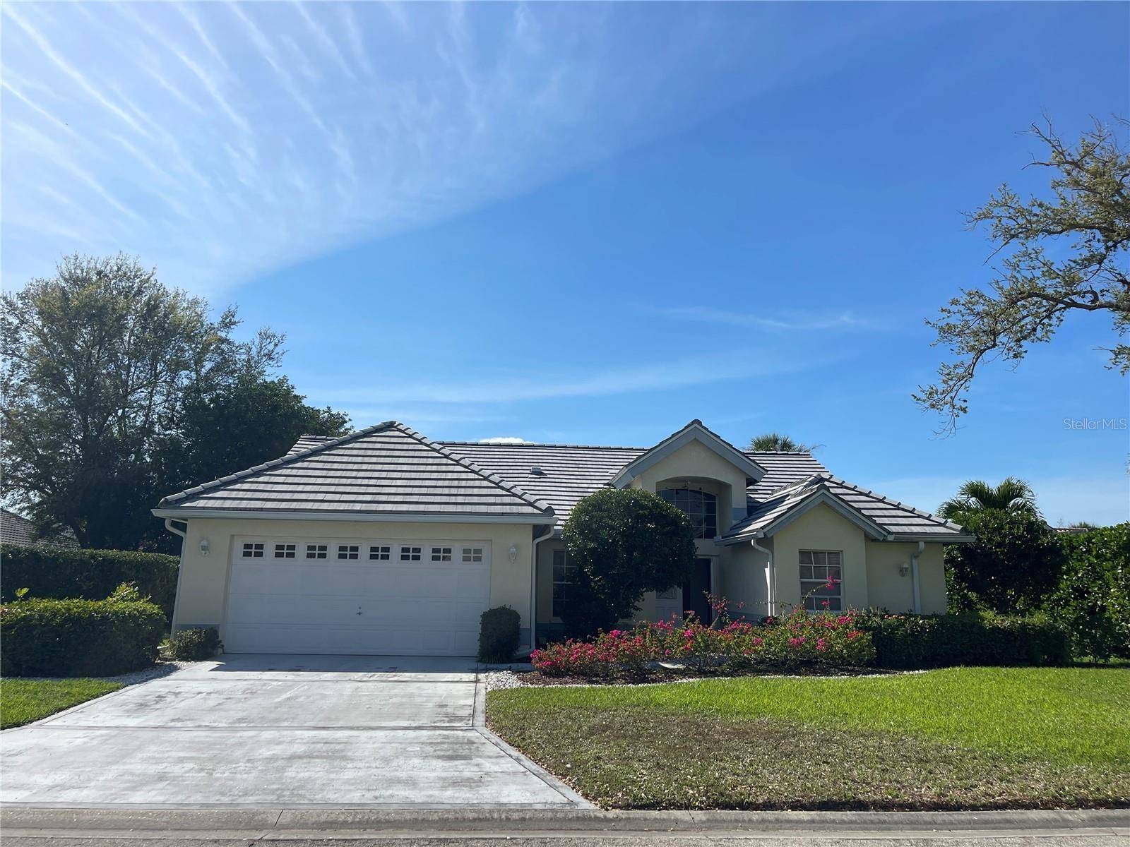 11387 WATERFORD VILLAGE DR, Fort Myers, FL 33913