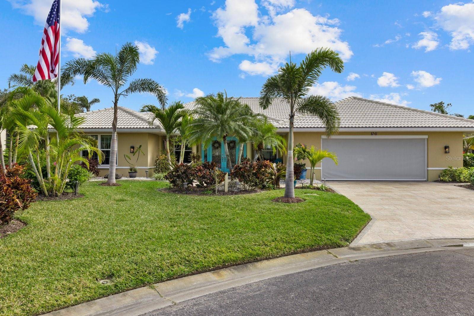 414 DEVONSHIRE LN, Venice, FL 34293