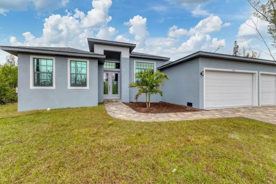 10782 KEARSARGE CIR, Port Charlotte, FL 33981