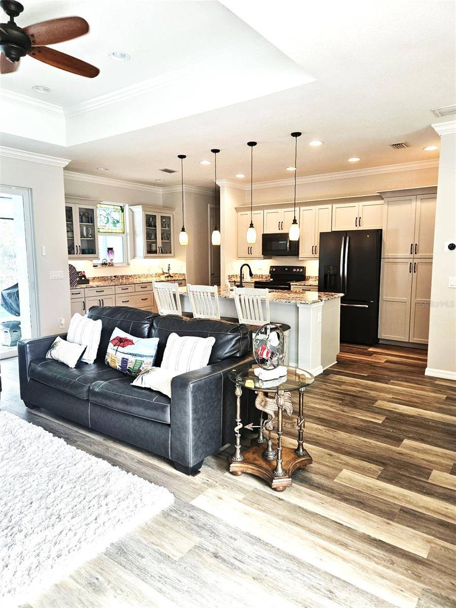 Venice, FL 34293,460 MARLIN RD