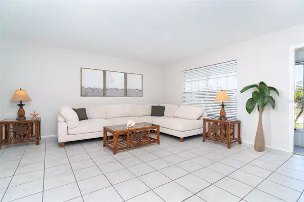 Port Charlotte, FL 33981,9330 MIGUE CIR