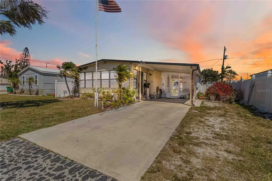 2909 HOLLY AVE, Englewood, FL 34224