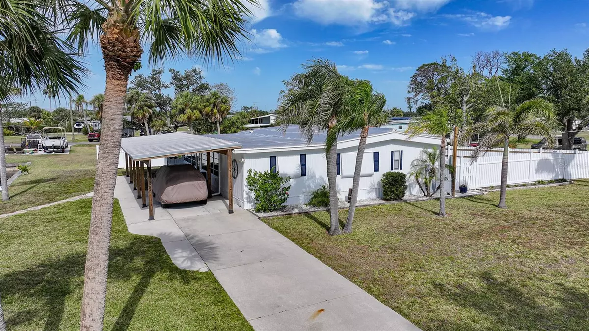 Port Charlotte, FL 33953,4203 NETTLE RD