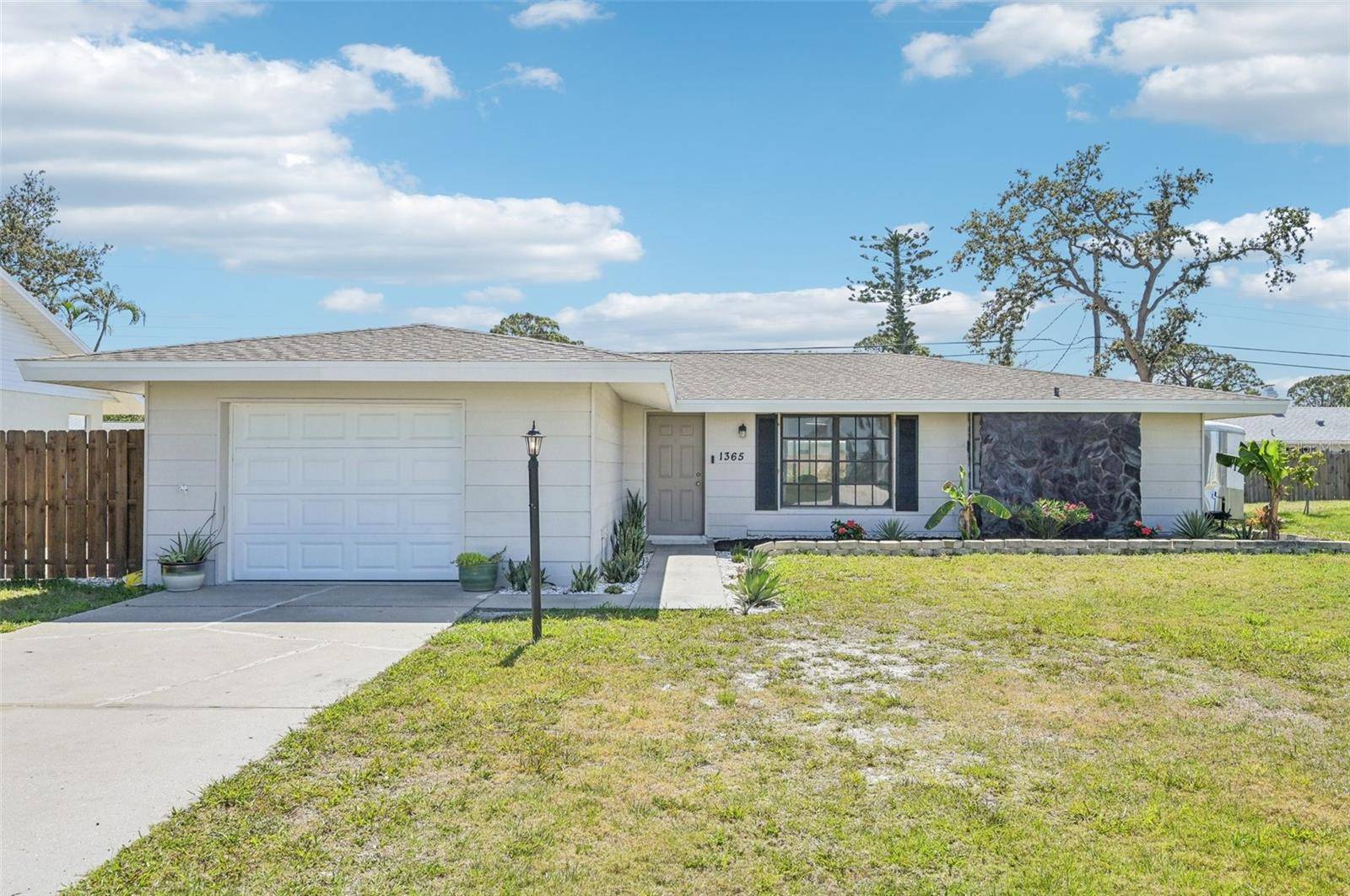 1365 SUSSEX RD, Venice, FL 34293