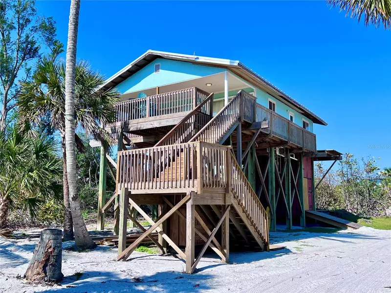 8472 GRAND AVE, Placida, FL 33946