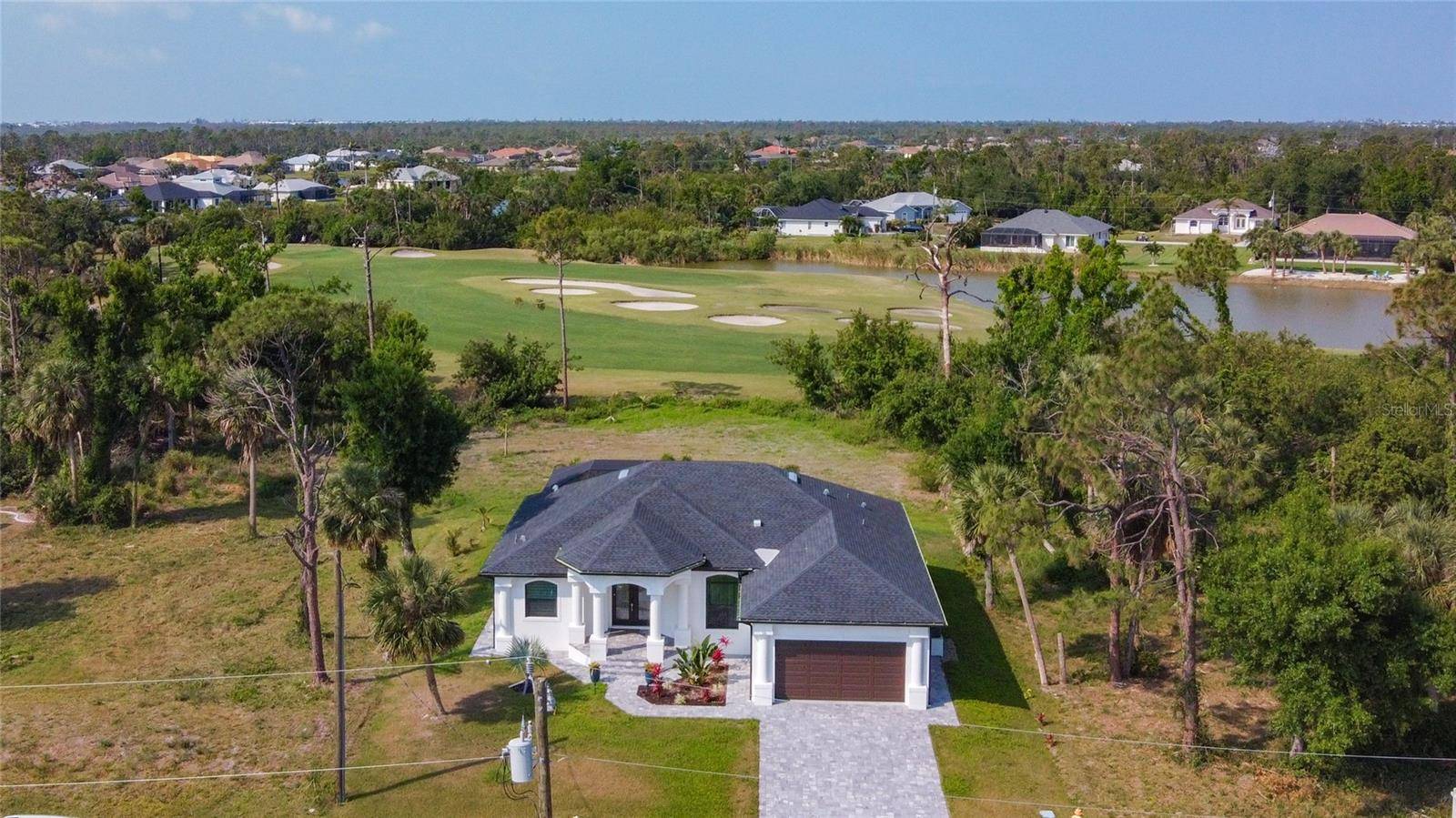 Rotonda West, FL 33947,16 PINE VALLEY CT
