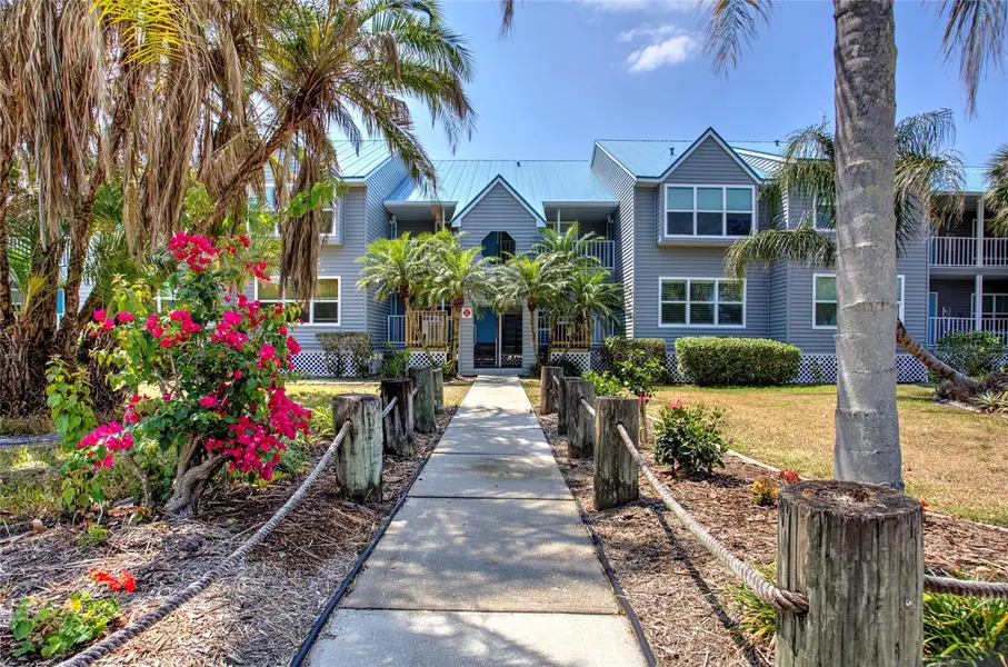 4410 WARREN AVE #104, Port Charlotte, FL 33953