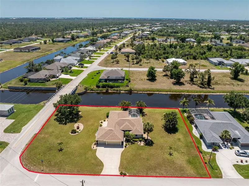 4 PINE VALLEY LN, Rotonda West, FL 33947