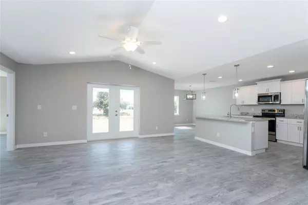 Port Charlotte, FL 33981,5273 GILLOT BLVD