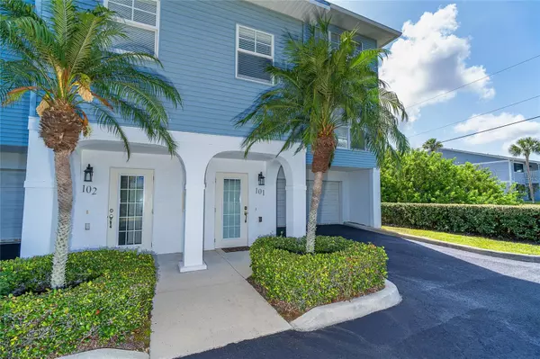 Rotonda West, FL 33947,3929 CAPE HAZE DR #101