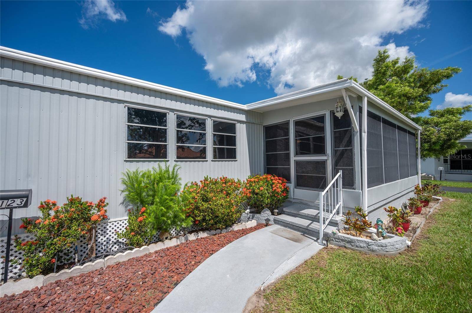 Englewood, FL 34223,1800 ENGLEWOOD RD #123