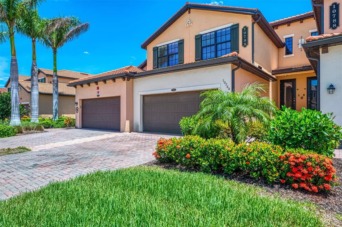 Venice, FL 34293,10788 TARFLOWER DR #201