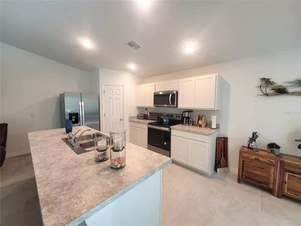 Port Charlotte, FL 33981,7168 RISON ST