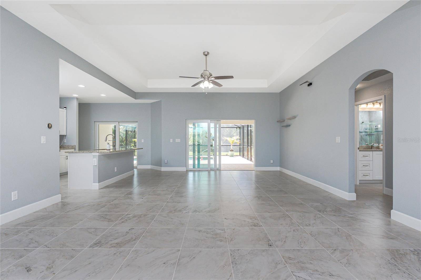 Rotonda West, FL 33947,6 MEDALIST CT