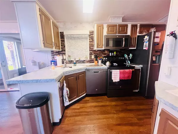 Palmetto, FL 34221,2215 73RD ST E #280